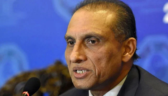 سابق سیکرٹری خارجہ اعزاز چوہدری کا کہنا ہے کہ پاک چین امن منصوبہ عالمی نظام میں بڑی تبدیلی کا پیش خیمہ ہے، جس سے ظاہر ہوتا ہے کہ چین اب ایک نیا 'ورلڈ آرڈر' تشکیل دینا چاہتا ہے