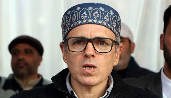 مقبوضہ کشمیر کے وزیراعلیٰ عمر عبداللہ نے ایران امریکہ جنگ بندی میں پاکستان کے کلیدی کردار کی تعریف کرتے ہوئے اعتراف کیا ہے کہ پاکستان نے وہ کر دکھایا جو باقی ممالک نہ کر سکے