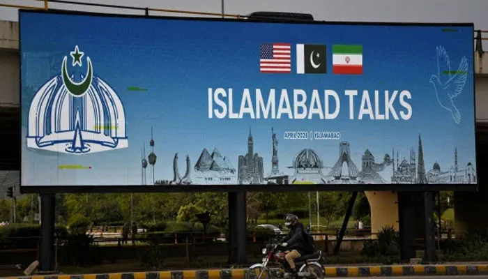 اسلام آباد میں امریکہ اور ایران کے مابین مذاکرات کے دوسرے دور کے حوالے سے قیاس آرائیاں دم توڑ گئیں؛ اعلیٰ حکومتی ذرائع نے پیر کو مذاکرات کے انعقاد کی تردید کر دی، شیڈول تاحال غیر واضح۔