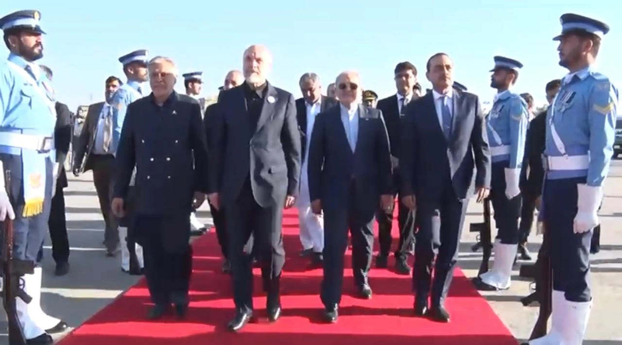 ایرانی وفد وطن روانہ