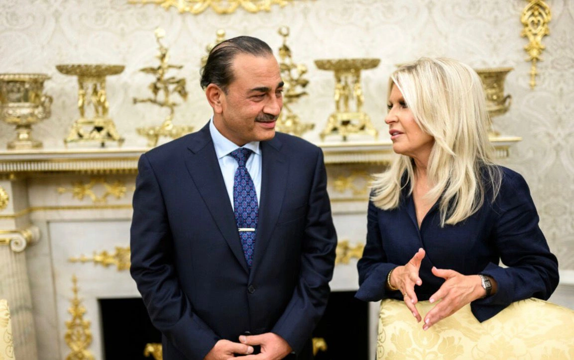 امریکی جریدے 'دی نیشنل انٹرسٹ' نے پاکستان کو مشرقِ وسطیٰ میں امن و استحکام کے لیے ناگزیر قرار دیتے ہوئے اسے ایک ابھرتی ہوئی عالمی سفارتی اور سکیورٹی طاقت قرار دے دیا۔