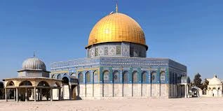 پاکستان کی جانب سے مسجدِ اقصیٰ میں اسرائیلی آباد کاروں کے دھاوے اور جھنڈا لہرانے کی شدید مذمت؛ دفترِ خارجہ نے بین الاقوامی قوانین کی خلاف ورزی پر عالمی برادری سے فوری مداخلت کا مطالبہ کر دیا۔