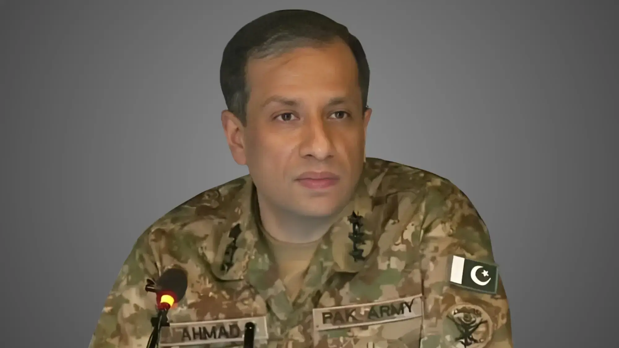 ڈی جی آئی ایس پی آر نے شفاء تعمیر ملت یونیورسٹی میں طلبہ سے گفتگو کرتے ہوئے قومی سلامتی اور انفارمیشن وارفیئر پر روشنی ڈالی اور سوشل میڈیا کے ذمہ دارانہ استعمال کی ضرورت پر زور دیا۔