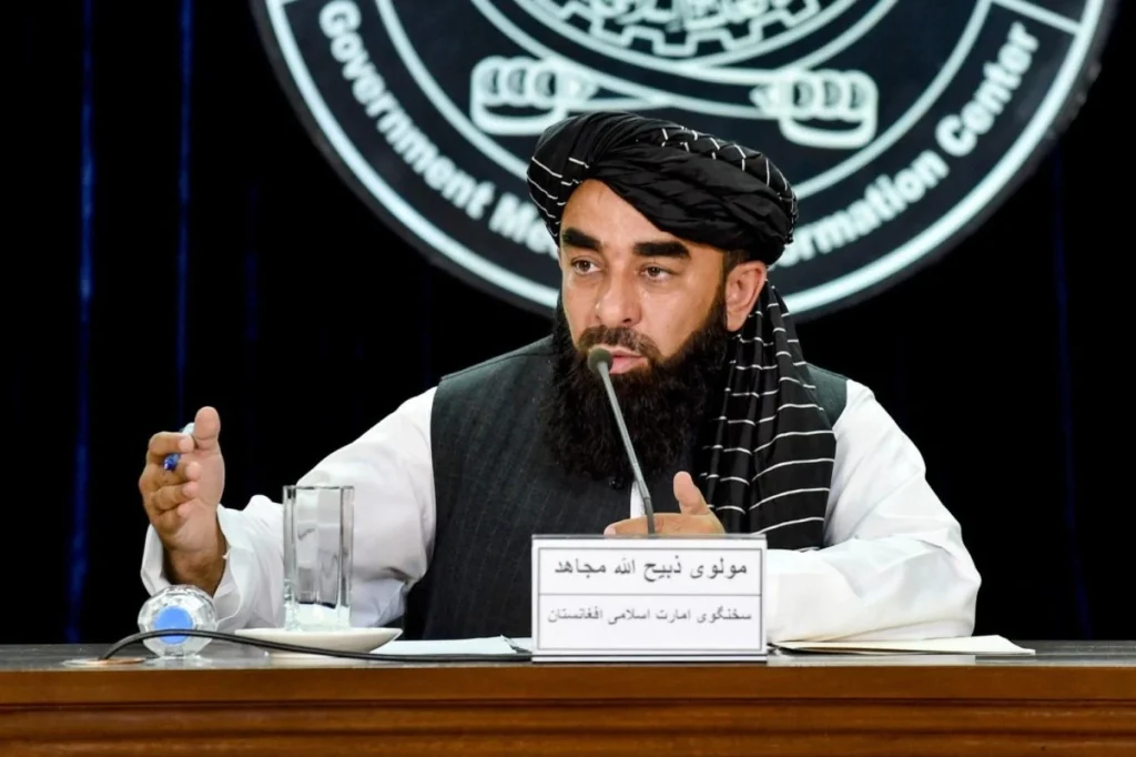 افغان طالبان کے ترجمان ذبیح اللہ مجاہد کی جانب سے پاکستان پر داعش کی سرپرستی کا الزام محض ایک افسانہ ہے، جس کا مقصد اپنی ناکامیوں کا ملبہ پاکستان پر ڈالنا ہے، جبکہ حقیقت یہ ہے کہ داعش کی جڑیں افغانستان میں ہیں اور اسے طالبان حکومت کی خاموش حمایت حاصل ہے۔