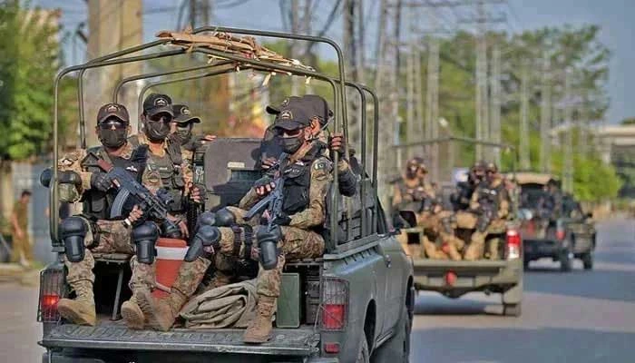شمالی وزیرستان کے شیوا میں آپریشن کے دوران 18 دہشت گرد ہلاک، سہولت کاروں کی ویڈیو بھی سامنے آ گئی۔
