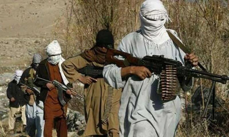عسکریت پسند تنظیموں تحریک طالبان پاکستان اور جماعت الاحرار کے مابین اندرونی اختلافات انتہائی شدت اختیار کر گئے ہیں، جس کے بعد دونوں گروپوں میں باقاعدہ تصادم کا خطرہ پیدا ہو گیا ہے۔