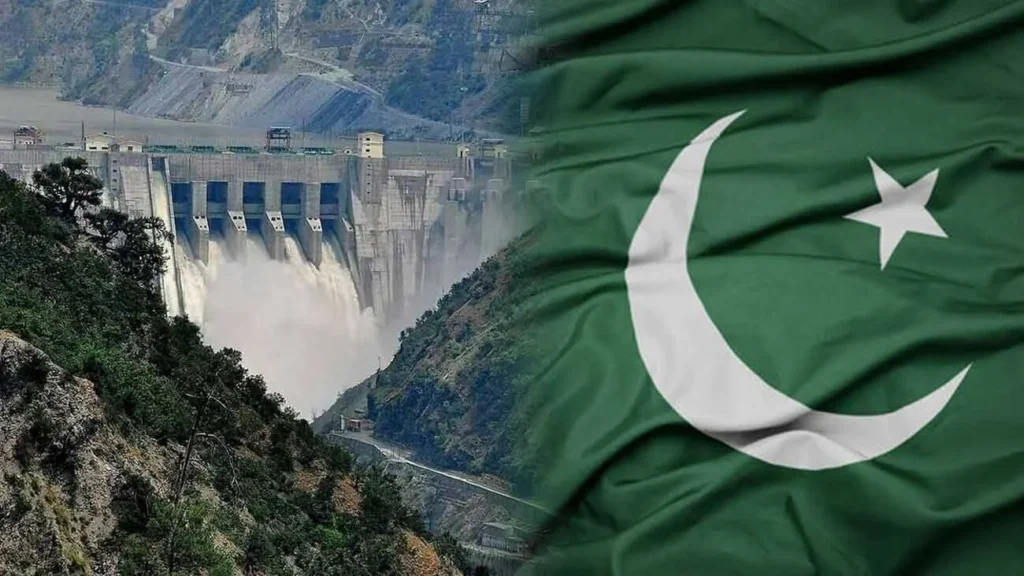 بھارت اس وقت ایک سوچی سمجھی پالیسی پر عمل پیرا ہے، جہاں وہ آہستہ آہستہ معاہدے کی اہم شقوں کو توڑ رہا ہے۔ پاکستان نے اس کیس کو مستقل عدالتِ ثالثی میں لے جا کر ایک درست قدم اٹھایا ہے، تاہم بھارت کا اس عالمی عدالت کو تسلیم کرنے سے انکار اس کی 'بین الاقوامی لاقانونیت' کا منہ بولتا ثبوت ہے۔