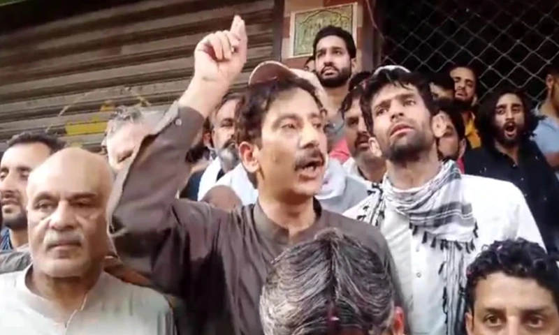 آزاد کشمیر کی تمام سیاسی قیادت اور اپوزیشن جماعتیں جے اے اے سی کی ہٹ دھرمی، بلیک میلنگ اور دباؤ کی سیاست کے خلاف مکمل طور پر یکسو اور متحد ہیں