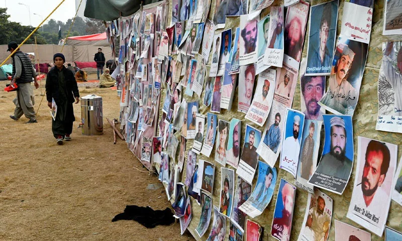 بلوچستان میں لاپتا افراد کے معاملے پر سکیورٹی ذرائع کا کہنا ہے کہ لاپتا قرار دیے گئے متعدد افراد بعد ازاں دہشت گرد تنظیموں سے وابستہ یا سکیورٹی کاروائیوں میں ملوث پائے گئے، جس سے اس معاملے پر نئی بحث چھڑ گئی ہے۔