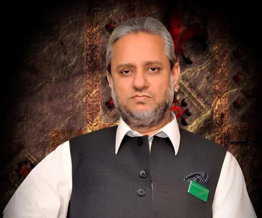 سابق وزیراعظم آزاد کشمیر سردار عتیق احمد نے پاک کشمیر رشتے کو ناقابل تنسیخ قرار دیتے ہوئے کہا ہے کہ ایکشن کمیٹی کے مطالبات کی آڑ میں اداروں کے خلاف مہم چلائی گئی، غداری پر سخت سزا ہونی چاہیے۔