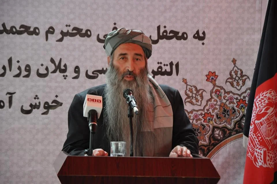 افغان علماء کی تحقیقاتی کونسل کے رکن شیخ الحدیث محمد عثمان طارق نے دعویٰ کیا ہے کہ عوامی رضامندی اور شرعی تقاضوں کے بغیر قائم نظام کو اسلامی حکومت قرار نہیں دیا جا سکتا۔
