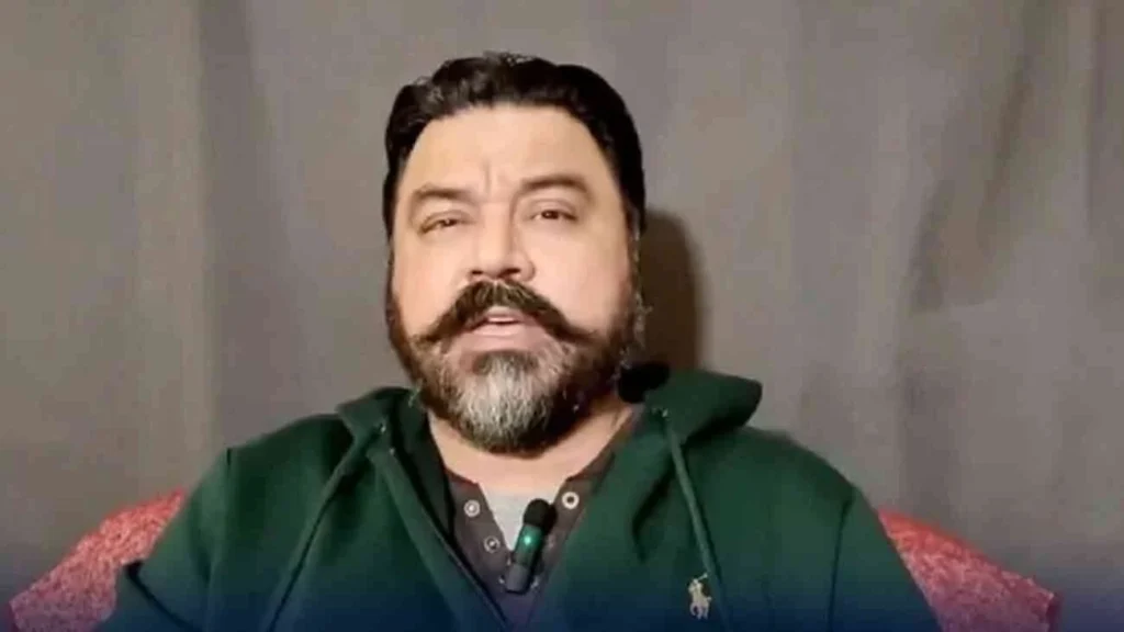 سوشل میڈیا پر سرگرم عادل راجہ کی جانب سے اسرائیلی اخبار کو انٹرویو دینے اور افواجِ پاکستان کے خلاف سنگین الزامات عائد کرنے کے اعلان کے بعد ملکی دفاعی و سیاسی حلقوں میں شدید غم و غصہ پایا جا رہا ہے۔