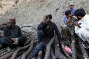 بلوچستان: کان میں دھماکے سے 34 اموات، دیگر مزدوروں کی تلاش جاری