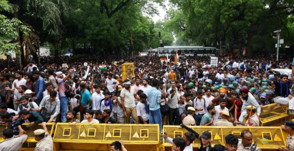 بھارت میں طلبہ احتجاج: ٹنڈولکر، سلمان خان اور دیگر نامور شخصیات میدان میں آ گئیں