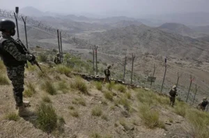 کرم پکتیا سرحد پر پاکستانی اور افغان فورسز کے درمیان جھڑپوں کی اطلاعات
