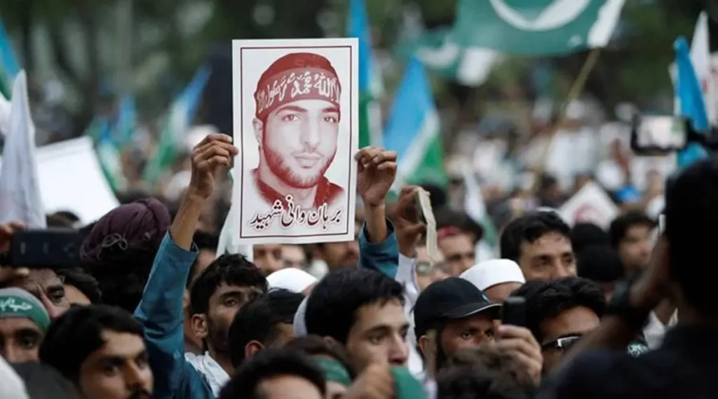 گزشتہ دہائی کے دوران جغرافیائی و سیاسی تبدیلیوں کے باوجود برہان وانی کی شخصیت آج بھی کشمیری نوجوانوں کے لیے غاصبانہ قبضے کے خلاف ایک فکری اساس اور مزاحمتی استعارہ ہے۔