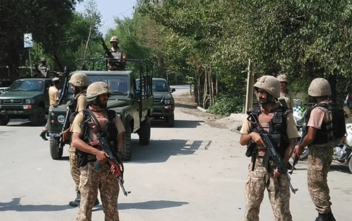 بلوچستان میں فورسز کا آپریشن، فتنۃ الہندوستان کے 19 دہشت گرد ہلاک، 11 جوان شہید