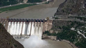 دریائے چناب پر رَٹل ڈیم کا متنازع ڈیزائن: سندھ طاس معاہدے کی خلاف ورزی بے نقاب