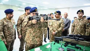 فیلڈ مارشل عاصم منیر کا پی او ایف واہ کا دورہ، جدید اسلحہ کے ٹرائلز