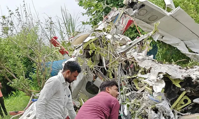 بھارت میں تربیتی طیارہ حادثے کا شکار، 2 پائلٹ ہلاک