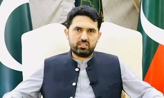 وزیراعلیٰ سہیل آفریدی کی اہلیت پر سوالات اٹھ گئے
