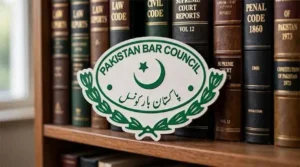 پاکستان بار کونسل کا 8 اراکین کے بیانات سے لاتعلقی کا اعلان