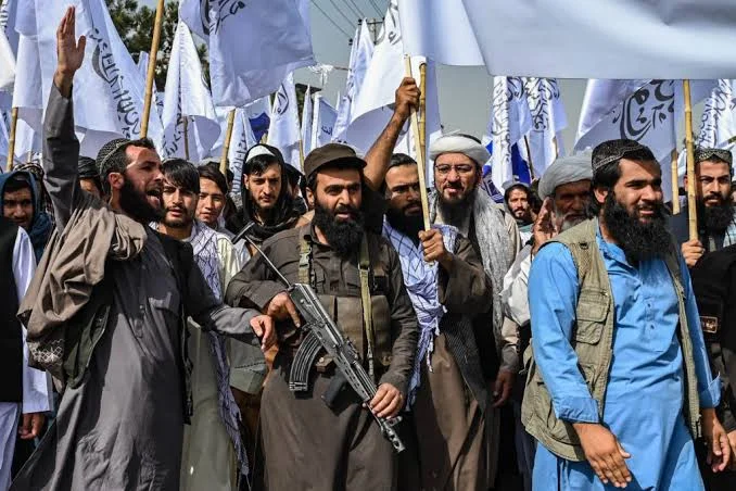طالبان کی حکمرانی پر سوالات، رپورٹ میں اہم دعوے