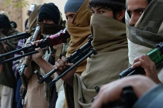 پاکستان سے ہتھیاروں کی اسمگلنگ کا بیانیہ بے نقاب