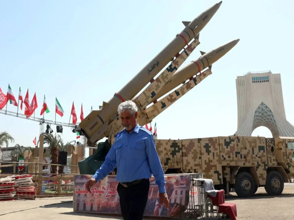 ایران کے متحدہ عرب امارات پر میزائل حملے؛ الرٹ جاری
