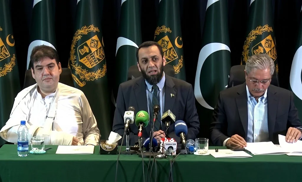 خیبر پختونخوا حکومت پر تنقید