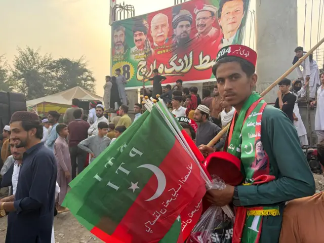 پی ٹی آئی