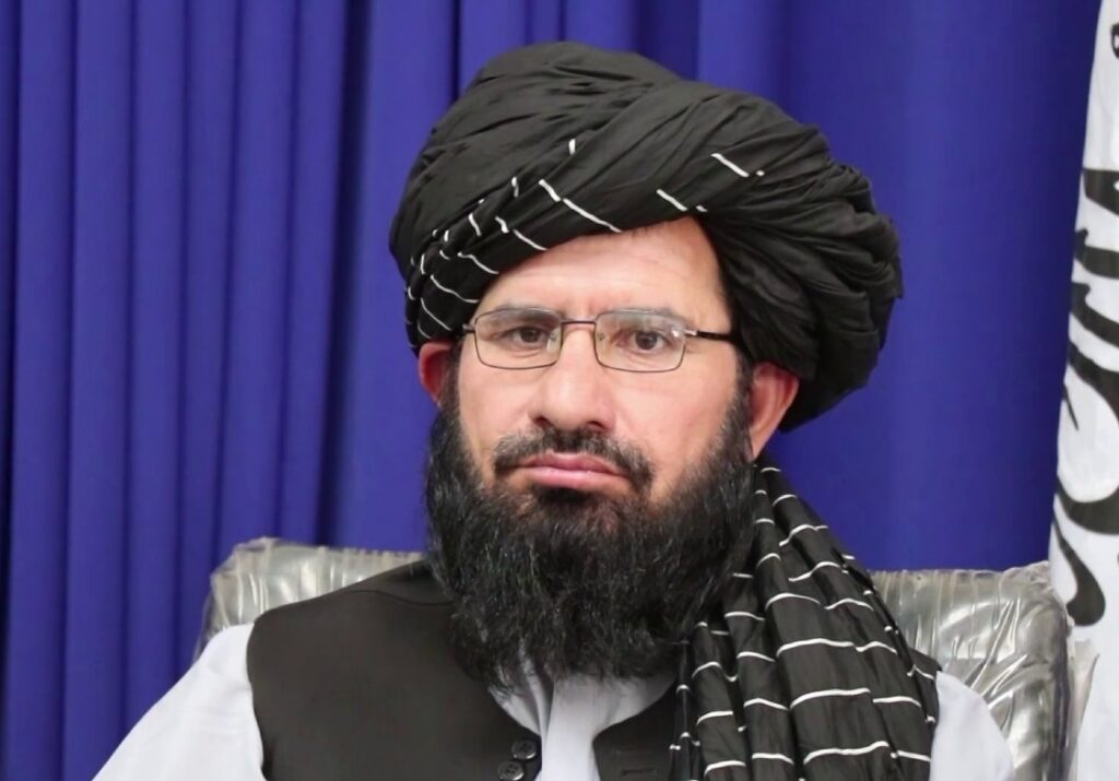 نیوز ویب سائٹ کے لیے اس خبر اور تصویر سے متعلق بہترین آلٹ ٹیکسٹ (Alt Text) متبادل: آپشن 1 (مختصر اور SEO کے لیے بہترین): افغان نائب وزیرِ ثقافت حیات اللہ مہاجر فراہی