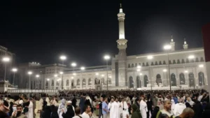 مکہ کی مسجد میں فحاشی کرنے کا الزام