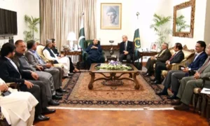 پی ٹی آئی سے مذاکرات کیلئے مشترکہ کمیٹی قائم