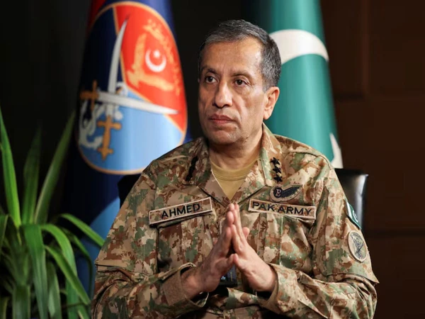 ڈی جی آئی ایس پی آر لیفٹیننٹ جنرل احمد شریف چوہدری کا رائٹرز کو انٹرویو