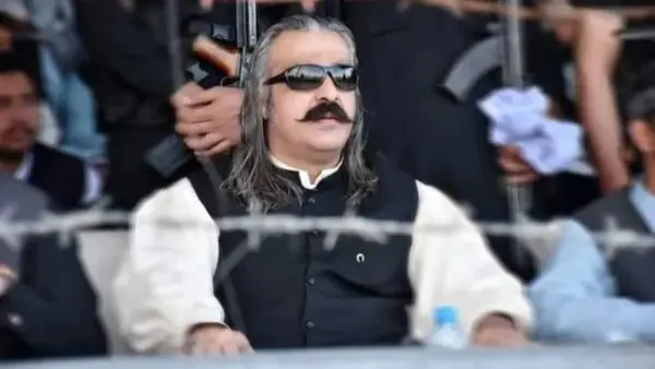 وزیراعلیٰ خیبرپختونخوا: علی امین گنڈا پور کے حق میں 30 ارکان متحرک