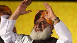 مولانا کا سیاسی داؤ