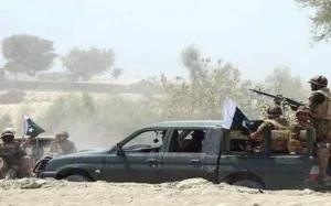 انک اور پشاور میں کارروائیاں، 10 ہلاک، 16 زخمی