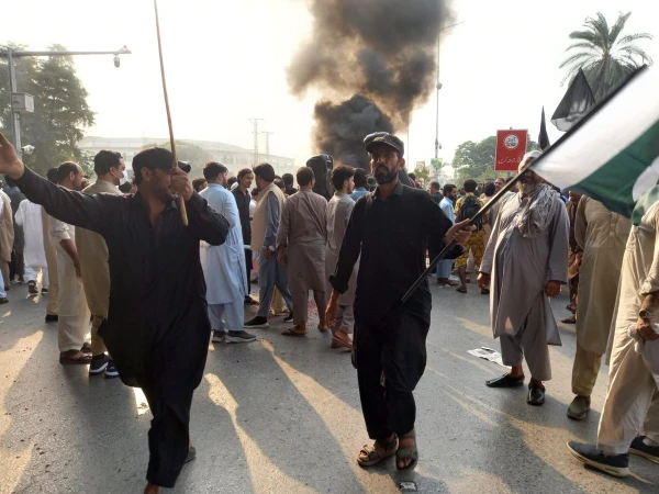 پی ٹی آئی لانگ مارچ احتجاج